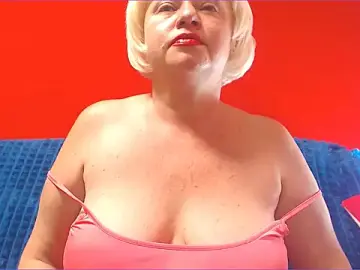 NaughtyMILF4UX