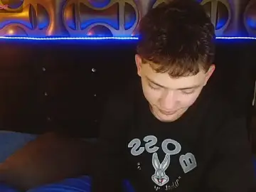 Stripchat Live Sex of cruz_dante