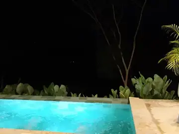 NaugthyCoupleX_