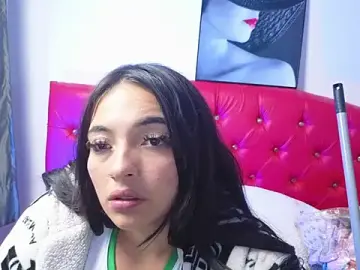 Chloe_Stark_
