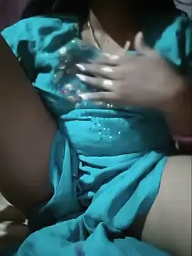 Sexyradha_