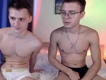 NikiKerryCum