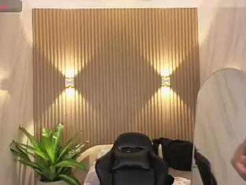 Stripchat Live Sex Cam of Violett_tf