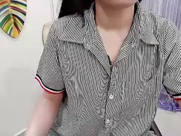 Stripchat Watch Live Sex Cams of Ari-sweety
