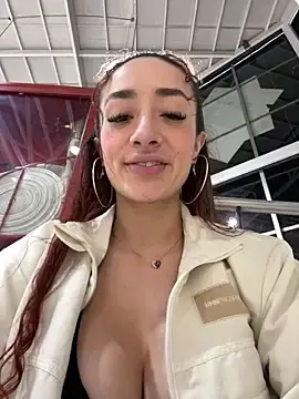 Stripchat Best Webcam of ariiel_