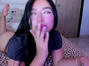 Stripchat Free Live Porn of gaby_desire777
