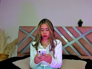 Rachell_criss
