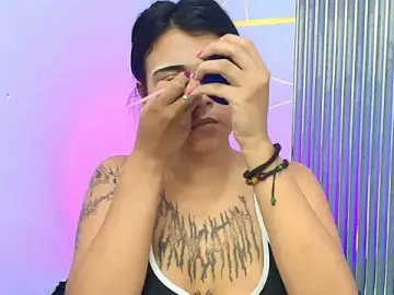 Stripchat Sex Cam of gabriela_cortez