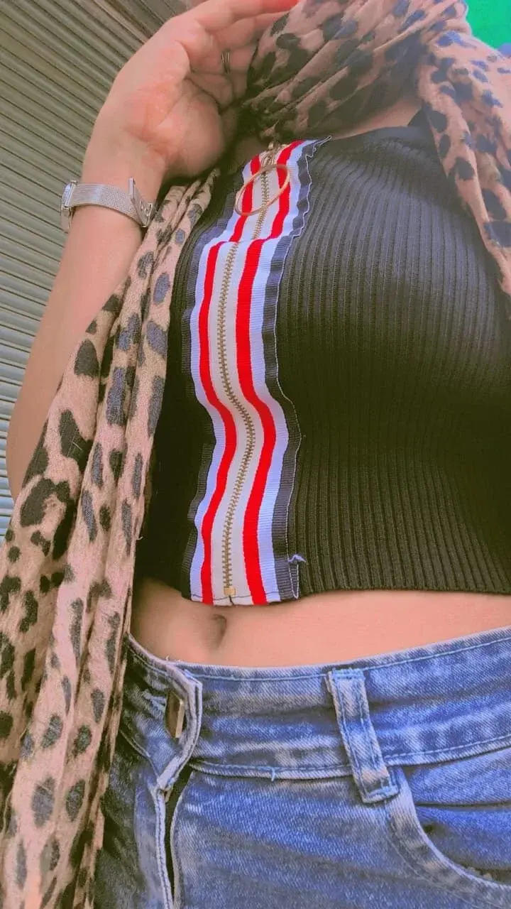 Sexy_vnshika