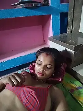 Stripchat Free Porn Cam of Maya_bhoji