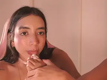 Stripchat Adult Webcams of LillyThompson