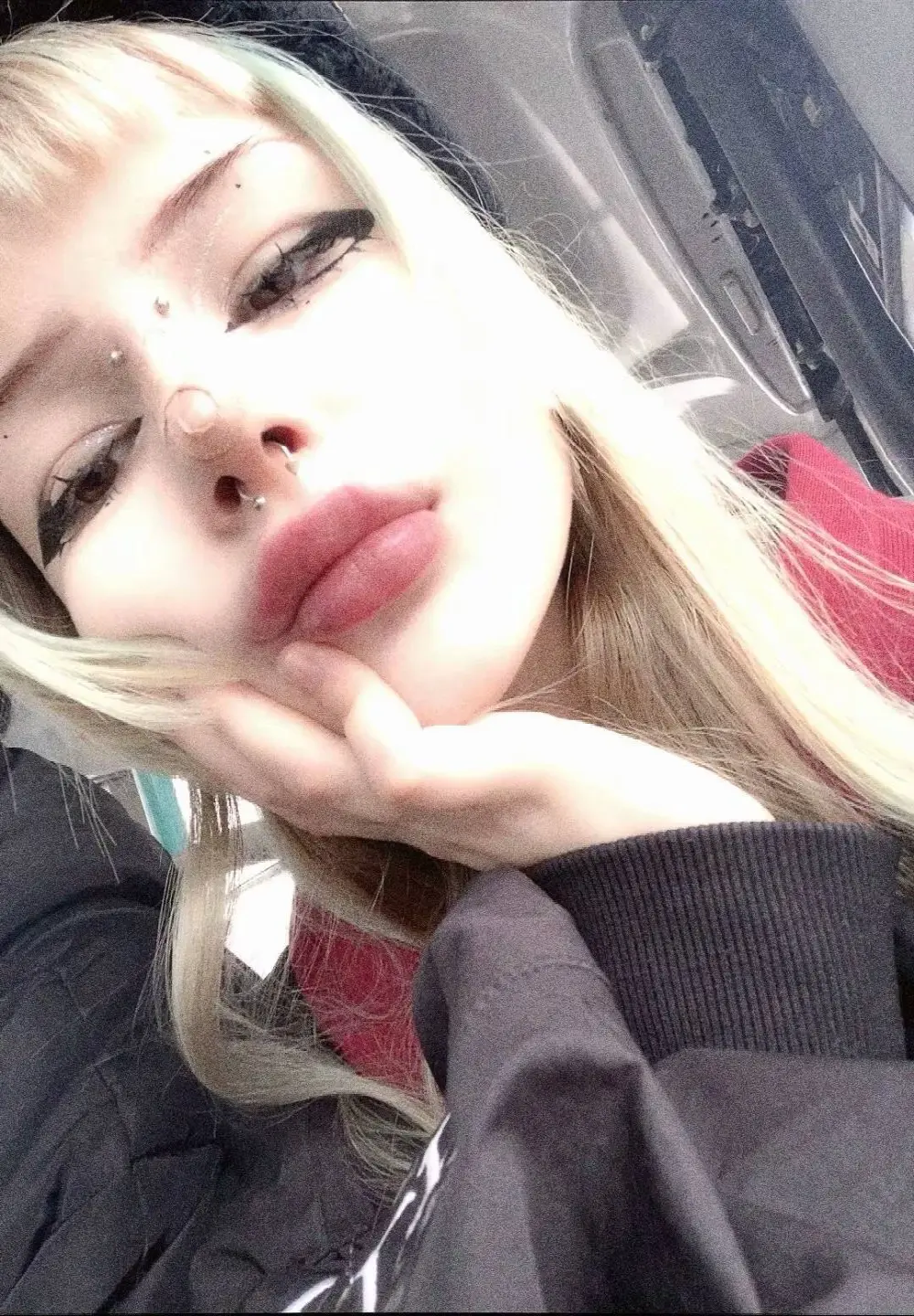 Ammelia_Backerr
