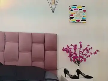 Melannyy__