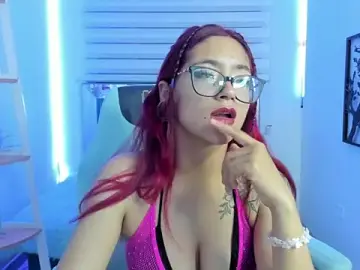 Stripchat Sex Cam of Sara_Red_X