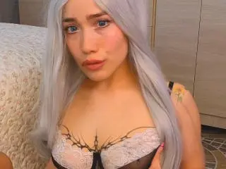 Xlovecam Free Porn Cam of CuteBlondeCaty